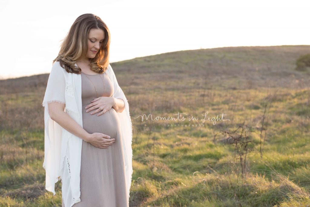 Houston maternity photographer | Moments in Light Photography | www.momentsinlightphotography.com